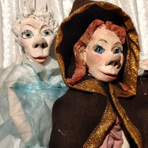 Kuddel Muddel Theater - Der Salzprinz Zwei kostümierte Handpuppen