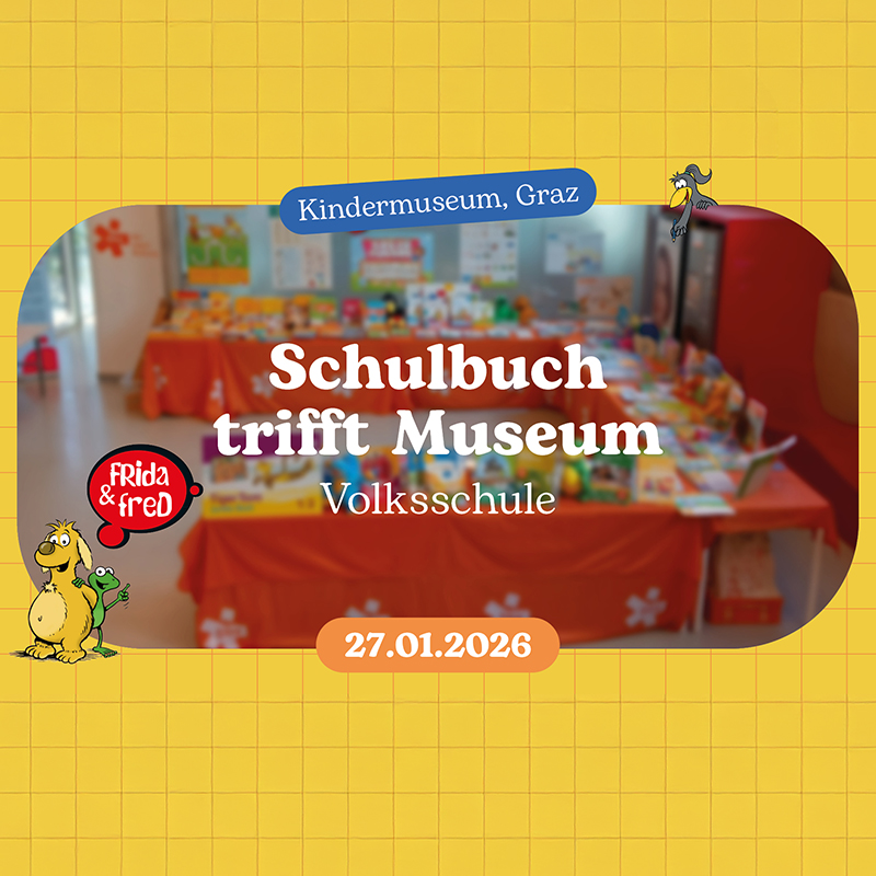 Schulbuch trifft Museum, Schülbücher auf Tischen im Kindermuseum