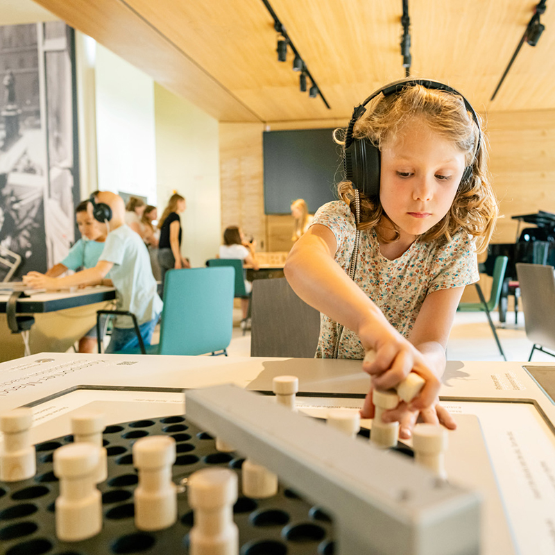 Salon Stolz_Ausstellung © stella