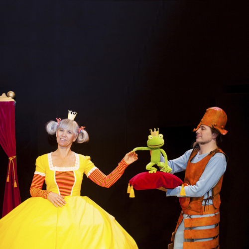 Theater Asou_Die Froschkoenigin (c) Dagmar Leis_800x800